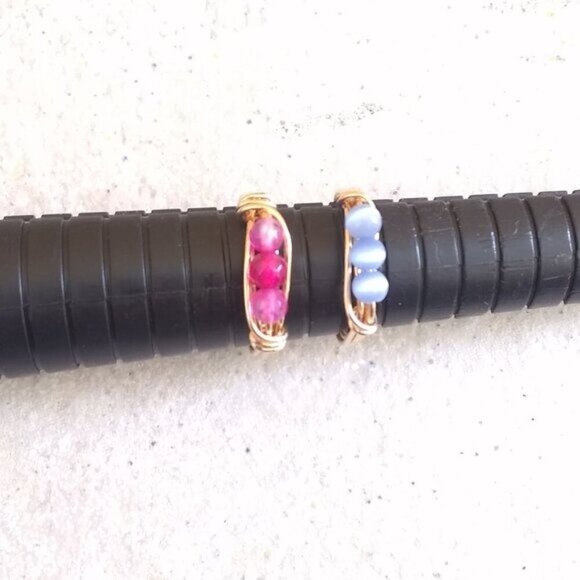 Periwinkle Blue Catseye Beaded Handmade Ring!  Dainty but Sturdy Everyday Wear - Picture 9 of 9